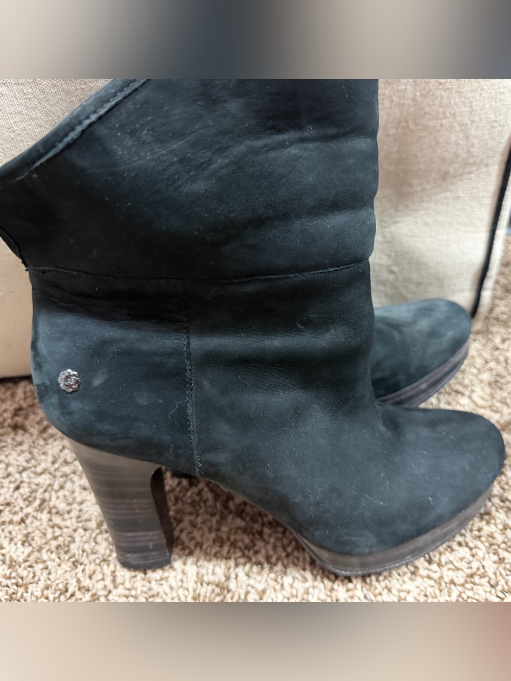 Uggs black suede stacked heel book US 8.